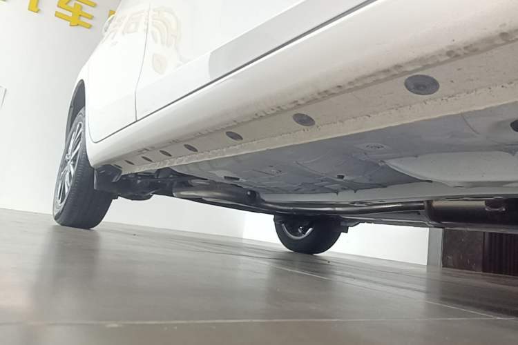 Used Toyota YARiS L Zhi Xiang 2022 1.5L CVT Luxury PLUS Edition Right Side Sill