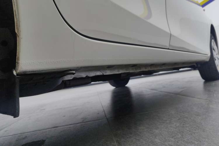 Used Toyota YARiS L Zhi Xiang 2022 1.5L CVT Leading PLUS Edition Right Side Sill