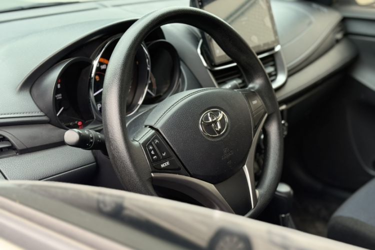 Used Toyota YARiS L Zhi Xiang 2022 1.5L CVT Leading PLUS Edition Steering Wheel