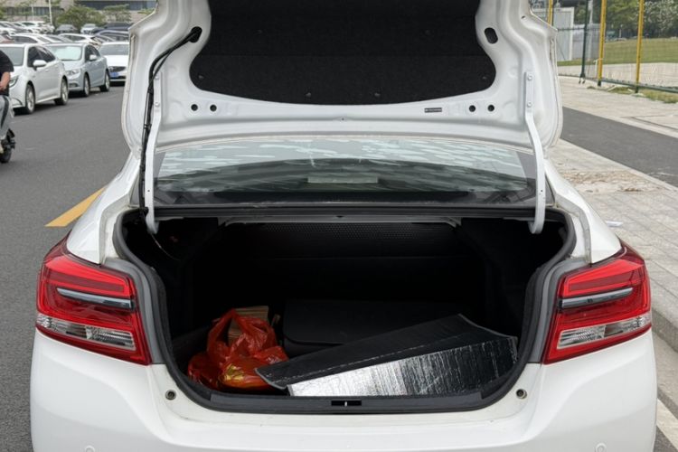 Used Toyota YARiS L Zhi Xiang 2022 1.5L CVT Leading PLUS Edition Trunk