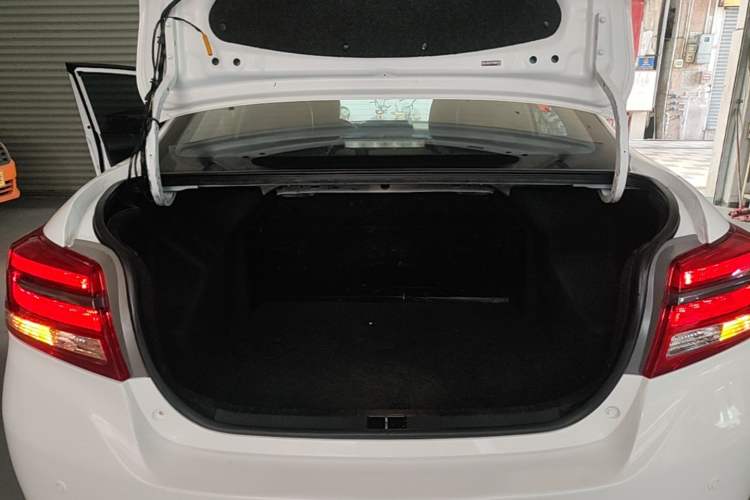 Used Toyota YARiS L Zhi Xiang 2022 1.5L CVT Leading PLUS Edition Trunk
