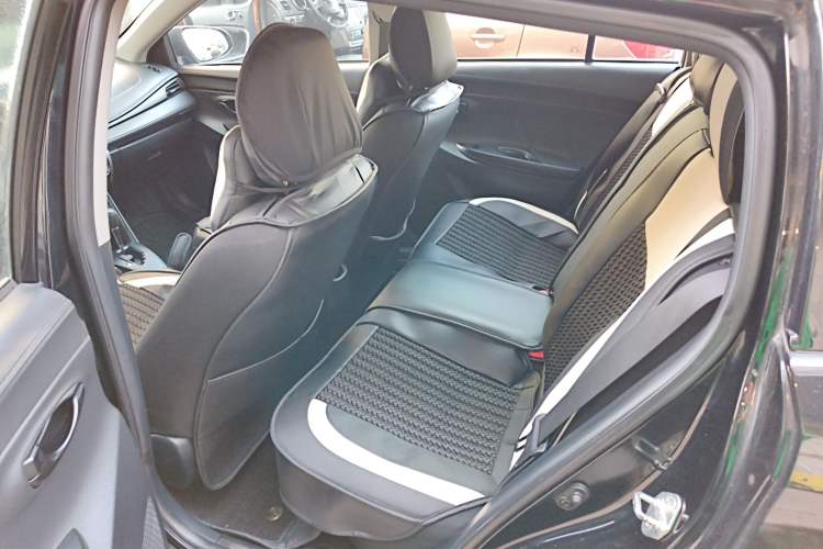 Used Toyota YARiS L Zhi Xuan 2016 Revised 1.5E CVT Charming Edition Interior 4