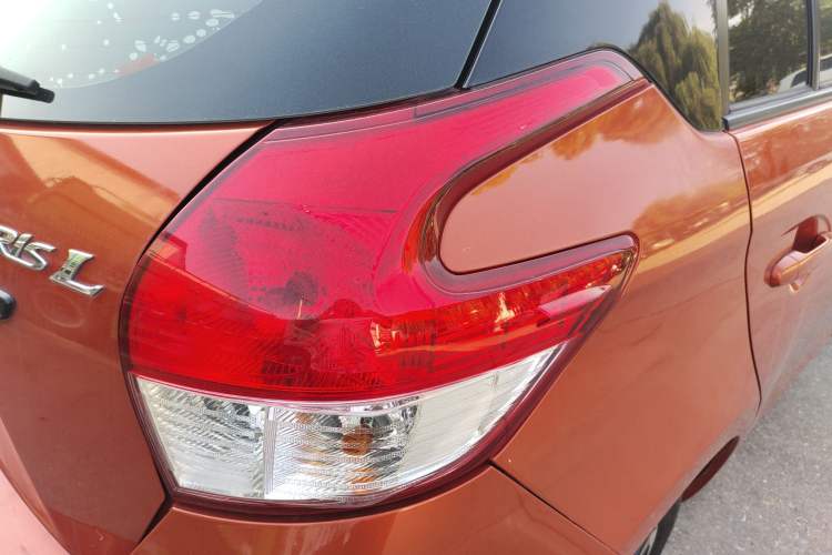 Used Toyota YARiS L Zhi Xuan 2015 1.5G Automatic Orange Limited Edition Exterior 6