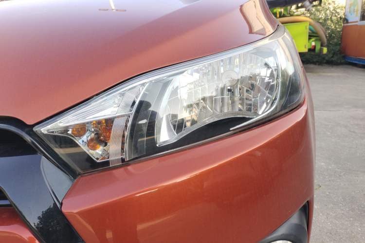 Used Toyota YARiS L Zhi Xuan 2015 1.5G Automatic Orange Limited Edition Left Front Headlight