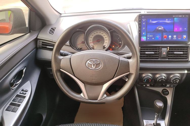 Used Toyota YARiS L Zhi Xuan 2015 1.5G Automatic Orange Limited Edition Steering Wheel