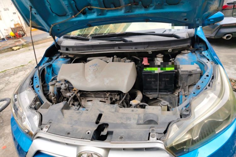 Used Toyota YARiS L Zhi Xuan 2014 1.3E Automatic Charm Edition Engine Bay