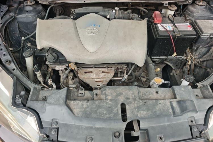 Used Toyota YARiS L Zhi Xuan 2014 1.3E Automatic Charm Edition Engine Bay