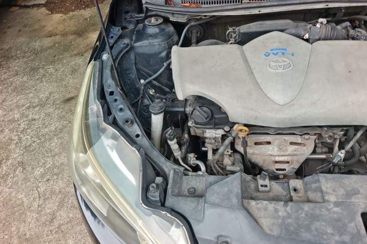 Used Toyota YARiS L Zhi Xuan 2014 1.3E Automatic Charm Edition Engine Bay Right