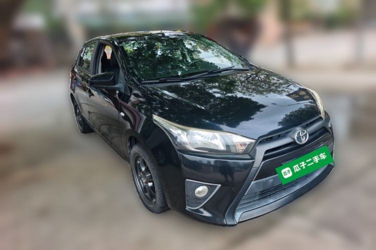 Used Toyota YARiS L Zhi Xuan 2014 1.3E Automatic Charm Edition Front Right 45 Deg