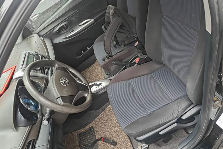 Used Toyota YARiS L Zhi Xuan 2014 1.5G Automatic Xuan Dong Edition Left Front Seat