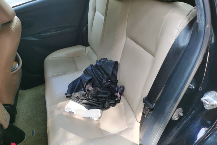 Used Toyota YARiS L Zhi Xuan 2014 1.5G Manual Xuan Dong Edition Left Rear Seat