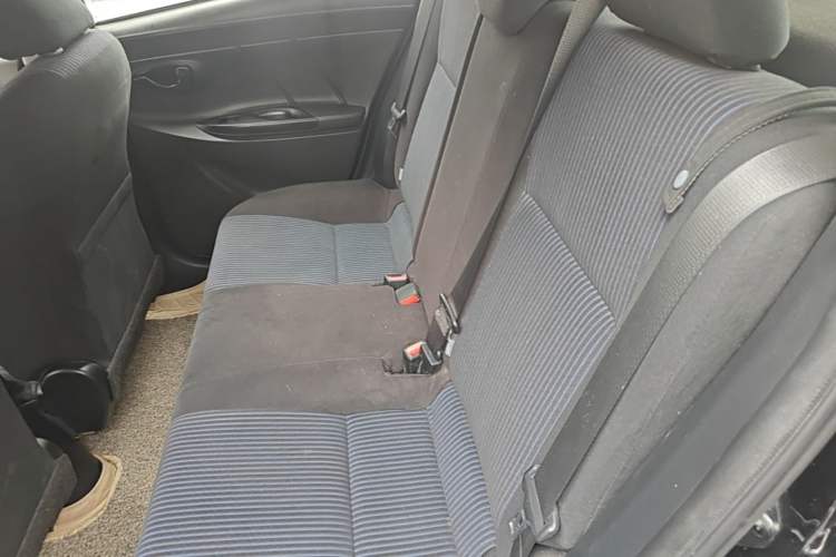 Used Toyota YARiS L Zhi Xuan 2014 1.5G Automatic Xuan Dong Edition Left Rear Seat