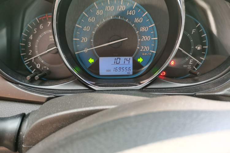 Used Toyota YARiS L Zhi Xuan 2014 1.5G Manual Xuan Dong Edition Odometer Close Up