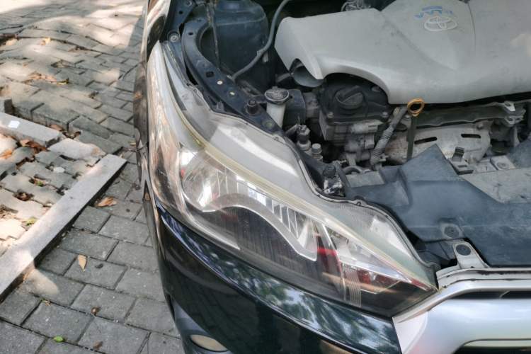 Used Toyota YARiS L Zhi Xuan 2014 1.5G Manual Xuan Dong Edition Right Front Headlight