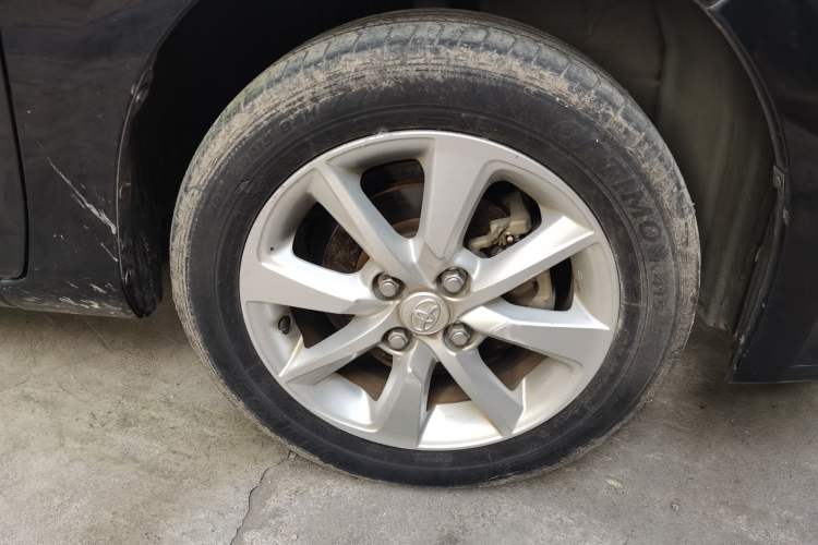 Used Toyota YARiS L Zhi Xuan 2014 1.5G Manual Xuan Dong Edition Right Front Wheel Hub