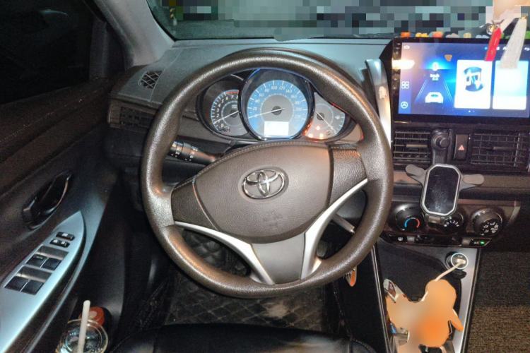 Used Toyota YARiS L Zhi Xuan 2014 1.5G Automatic Xuan Dong Edition Steering Wheel