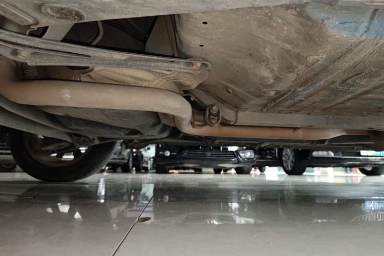 Used Toyota YARiS L Zhi Xuan 2014 1.5G Automatic Xuan Dong Edition Chassis Rear Right