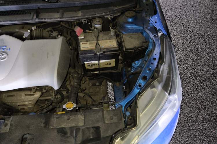Used Toyota YARiS L Zhi Xuan 2014 1.5G Automatic Xuan Dong Edition Engine Bay Left