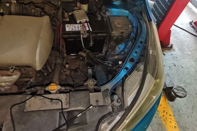 Used Toyota YARiS L Zhi Xuan 2014 1.3E Automatic Charm Edition Engine Bay Left
