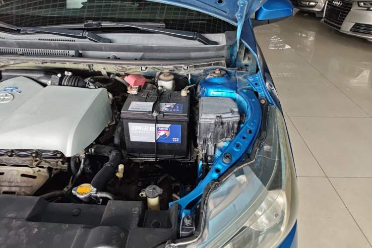 Used Toyota YARiS L Zhi Xuan 2014 1.5G Automatic Xuan Dong Edition Engine Bay Left