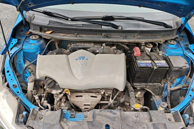 Used Toyota YARiS L Zhi Xuan 2014 1.3E Automatic Charm Edition Engine Bay