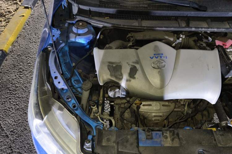 Used Toyota YARiS L Zhi Xuan 2014 1.5G Automatic Xuan Dong Edition Engine Bay Right