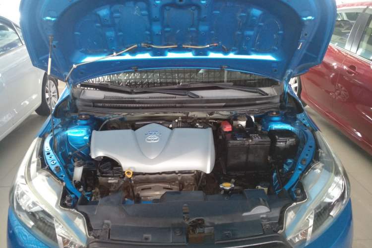 Used Toyota YARiS L Zhi Xuan 2014 1.3E Automatic Charm Edition Engine Bay
