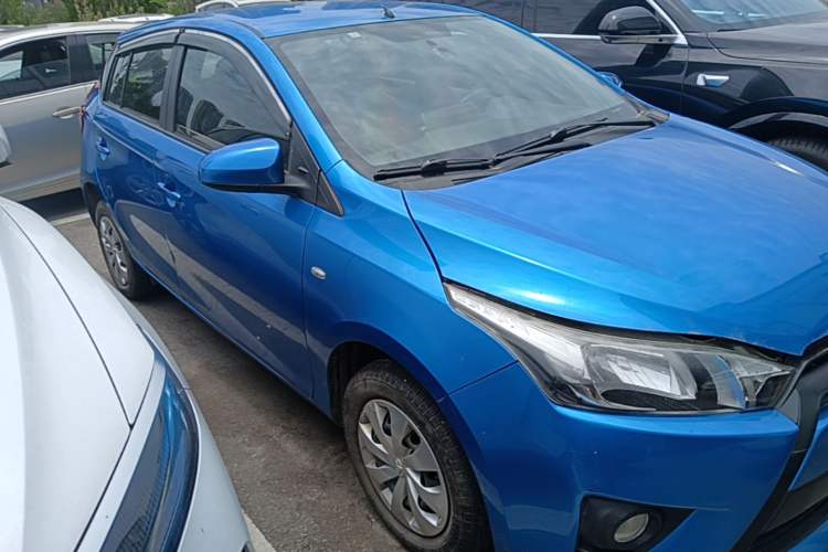 Used Toyota YARiS L Zhi Xuan 2014 1.3E Manual Charm Edition Front Right 45 Deg