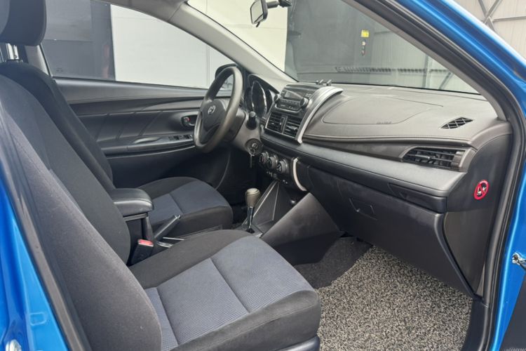 Used Toyota YARiS L Zhi Xuan 2014 1.3E Automatic Charm Edition Interior 1