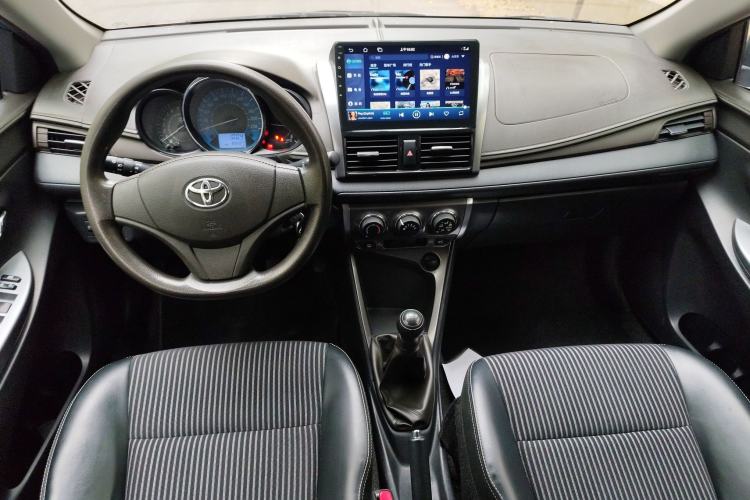 Used Toyota YARiS L Zhi Xuan 2014 1.3E Manual Charm Edition Interior 3