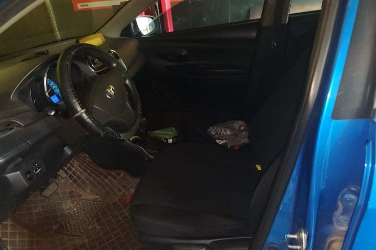 Used Toyota YARiS L Zhi Xuan 2014 1.3E Automatic Charm Edition Left Front Seat