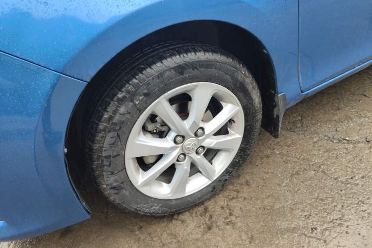 Used Toyota YARiS L Zhi Xuan 2014 1.5G Automatic Xuan Dong Edition Left Front Wheel Hub