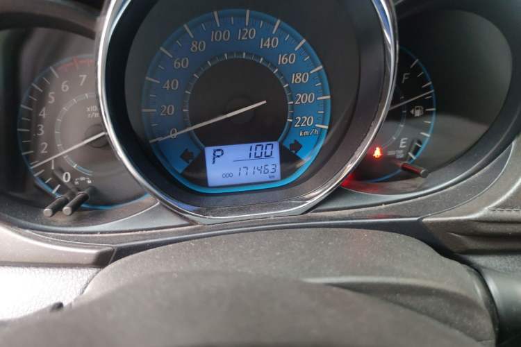 Used Toyota YARiS L Zhi Xuan 2014 1.5G Automatic Xuan Dong Edition Odometer Close Up