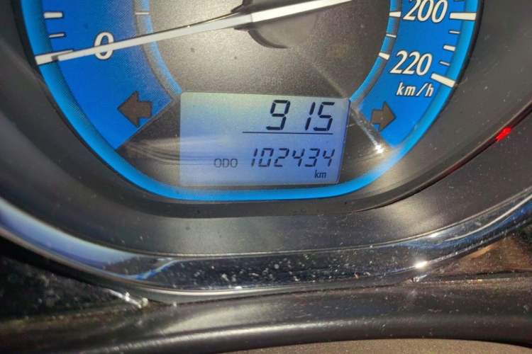 Used Toyota YARiS L Zhi Xuan 2014 1.5G Manual Xuan Dong Edition Odometer Close Up