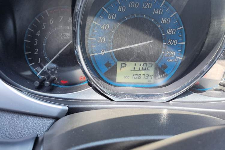 Used Toyota YARiS L Zhi Xuan 2014 1.5G Automatic Xuan Dong Edition Odometer Close Up