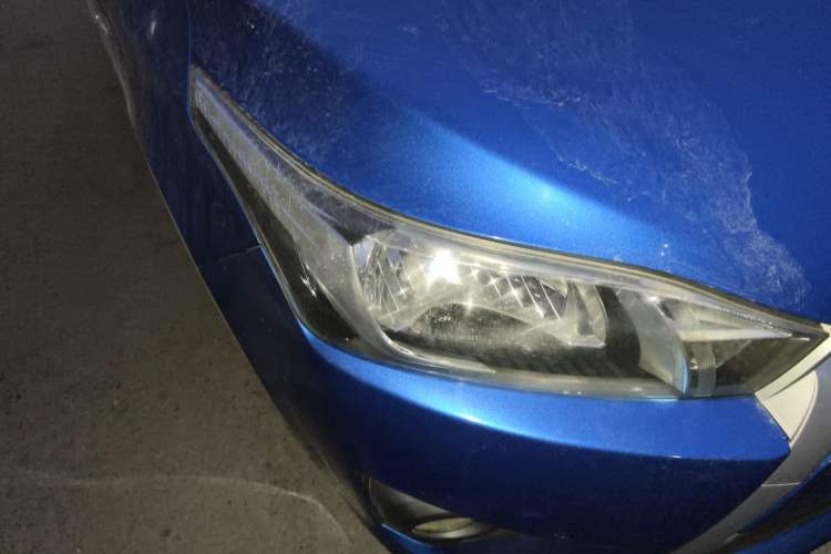 Used Toyota YARiS L Zhi Xuan 2014 1.5G Automatic Xuan Dong Edition Right Front Headlight