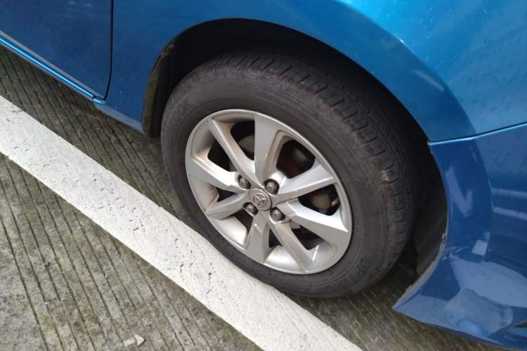 Used Toyota YARiS L Zhi Xuan 2014 1.5G Automatic Xuan Dong Edition Right Front Wheel Hub