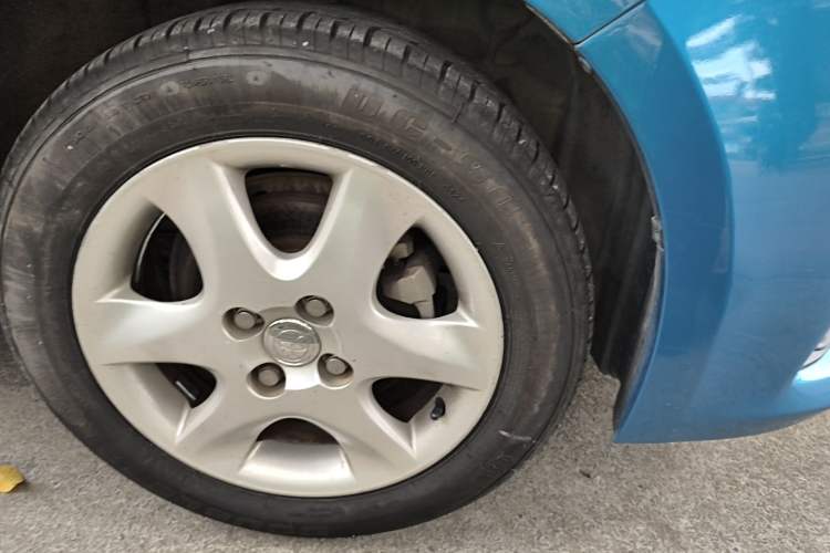 Used Toyota YARiS L Zhi Xuan 2014 1.5G Automatic Xuan Dong Edition Right Front Wheel Hub