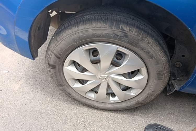 Used Toyota YARiS L Zhi Xuan 2014 1.3E Manual Charm Edition Right Rear Wheel Hub