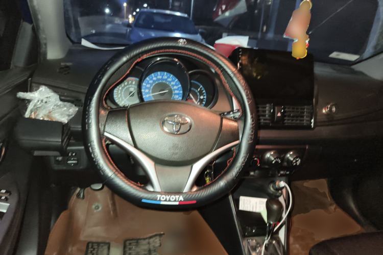 Used Toyota YARiS L Zhi Xuan 2014 1.5G Automatic Xuan Dong Edition Steering Wheel