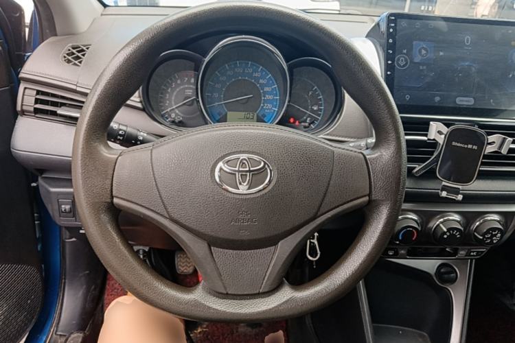 Used Toyota YARiS L Zhi Xuan 2014 1.3E Manual Charm Edition Steering Wheel
