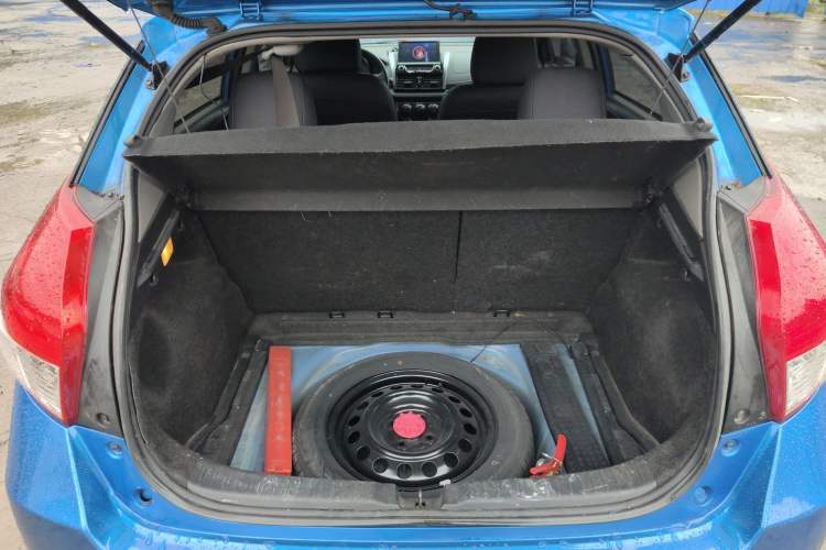 Used Toyota YARiS L Zhi Xuan 2014 1.5G Automatic Xuan Dong Edition Trunk