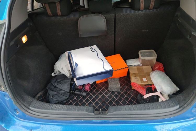 Used Toyota YARiS L Zhi Xuan 2014 1.5G Automatic Xuan Dong Edition Trunk