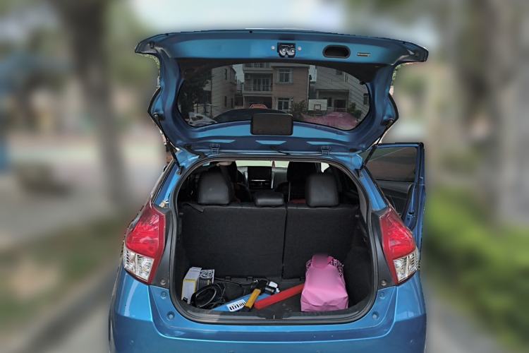 Used Toyota YARiS L Zhi Xuan 2014 1.5G Automatic Xuan Dong Edition Trunk