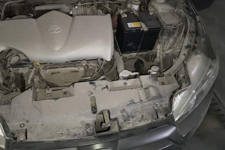 Used Toyota YARiS L Zhi Xuan 2014 1.3E Automatic Charm Edition Engine Bay Left