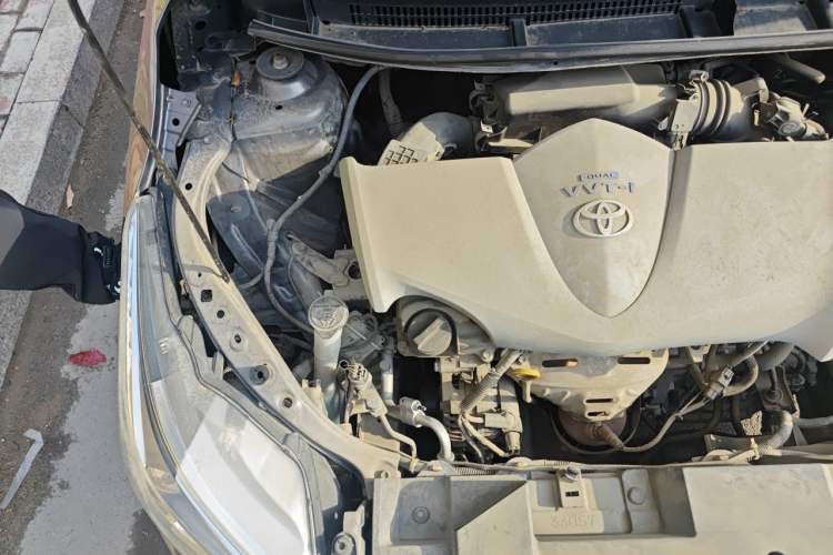 Used Toyota YARiS L Zhi Xuan 2014 1.3E Automatic Charm Edition Engine Bay Right