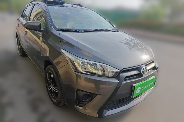 Used Toyota YARiS L Zhi Xuan 2014 1.3E Automatic Charm Edition Front Right 45 Deg