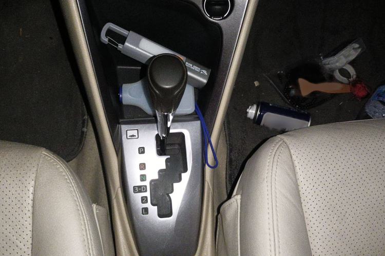 Used Toyota YARiS L Zhi Xuan 2014 1.5G Automatic Xuan Dong Edition Gear Lever