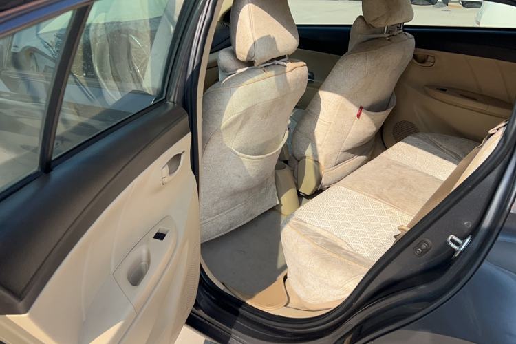 Used Toyota YARiS L Zhi Xuan 2014 1.5G Manual Xuan Dong Edition Interior 2