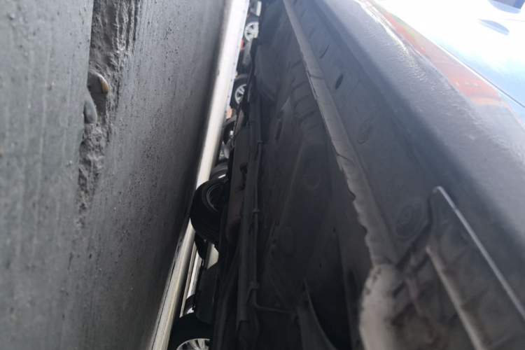 Used Toyota YARiS L Zhi Xuan 2014 1.5G Automatic Xuan Dong Edition Left Side Sill